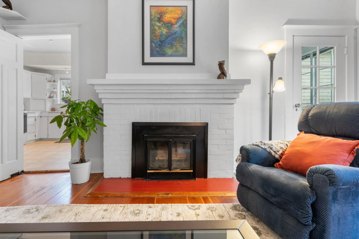 Pantry Photo of 163 E Kings Road, North Vancouver, BC