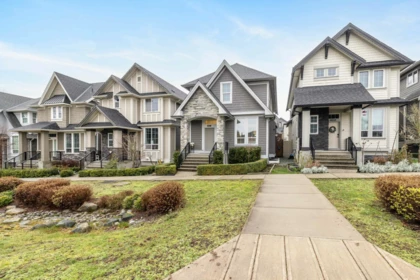 Hot Tub / Spa Photo of 16477 21 Avenue, Surrey, BC