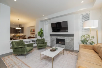 Kitchen Island Photo of 16477 21 Avenue, Surrey, BC