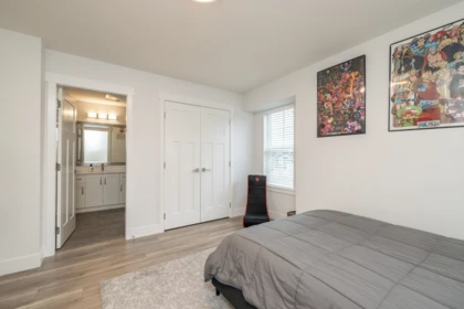 Mudroom Photo of 16477 21 Avenue, Surrey, BC