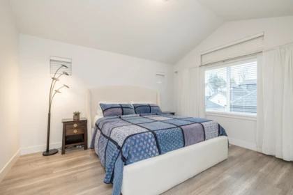Office / Den Photo of 16477 21 Avenue, Surrey, BC