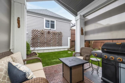 Outdoor Patio Photo of 16477 21 Avenue, Surrey, BC
