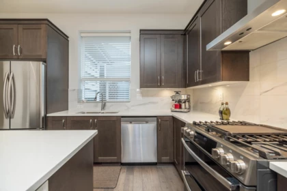 Walk-In Closet Photo of 16477 21 Avenue, Surrey, BC