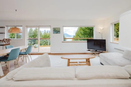 Kitchen Island Photo of 5808 Skookumchuk Road, Sechelt, BC