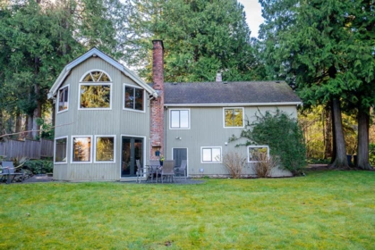 Garden / Landscaping Photo of 12581 Crescent Road, Surrey, BC