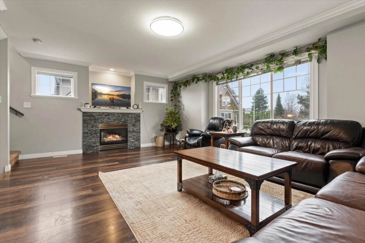 Family Room Photo of 5 8880 Nowell Street, Chilliwack, BC