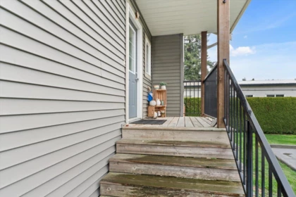 Front Yard Photo of 5 8880 Nowell Street, Chilliwack, BC
