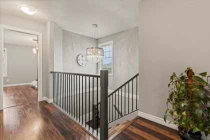 Hallway Photo of 5 8880 Nowell Street, Chilliwack, BC