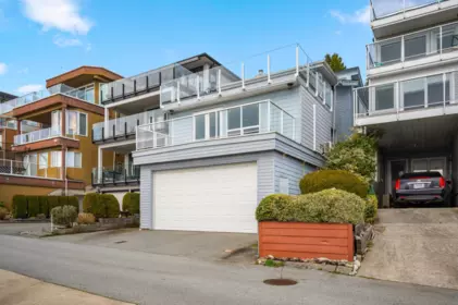 15456 Columbia Avenue, White Rock, BC, White Rock — Single Family Residence for sale
