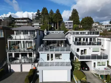 15456 Columbia Avenue, White Rock, BC, White Rock — Single Family Residence for sale