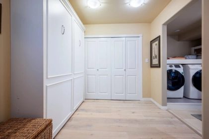 Hot Tub / Spa Photo of 15456 Columbia Avenue, White Rock, BC