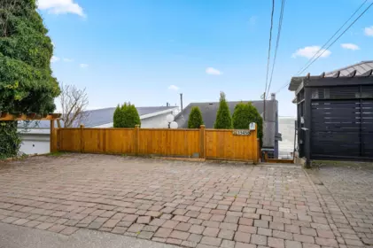 15456 Columbia Avenue, White Rock, BC, White Rock — Single Family Residence for sale