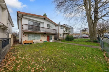 Hot Tub / Spa Photo of 1961 E 50th Avenue, Vancouver, BC