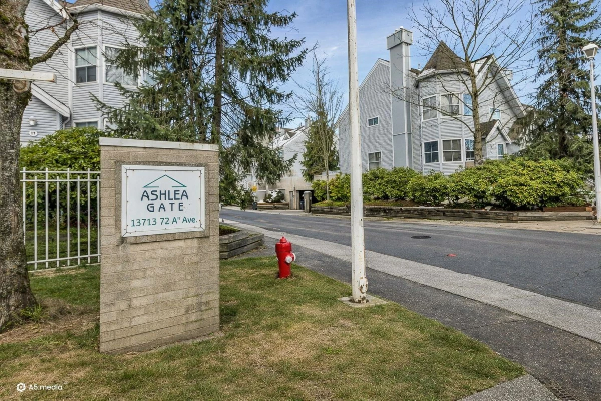 Exterior Rear Photo of 28 13713 72a Avenue, Surrey, BC
