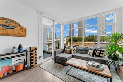 407 2288 Alpha Avenue, Burnaby, BC, Burnaby — Apartment/Condo for sale