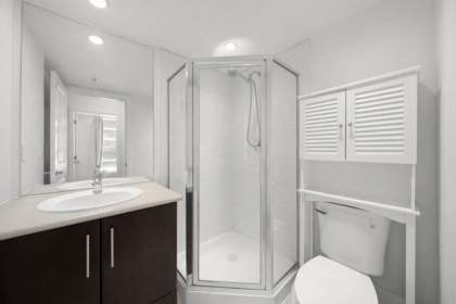 Walk-In Closet Photo of 1603 2289 Yukon Crescent, Burnaby, BC