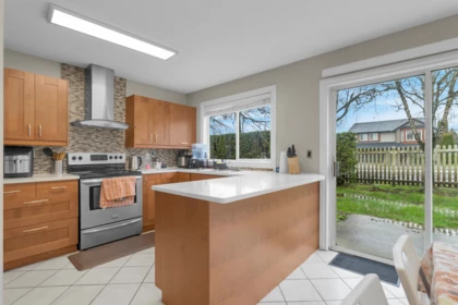 Breakfast Nook Photo of 36 31255 Upper Maclure Road, Abbotsford, BC
