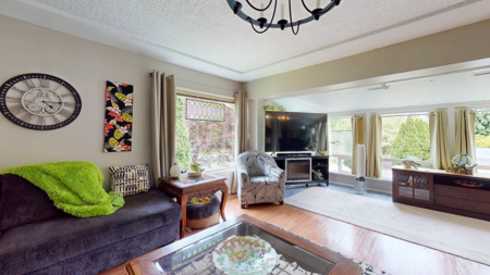 Primary Bedroom Photo of 7781 Hart Road, Halfmoon Bay, BC