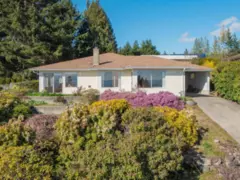 5160 Ridgeview Drive, Sechelt, BC