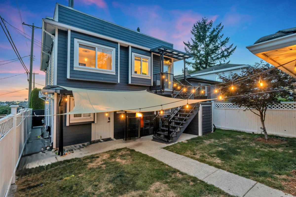 Family Room Photo of 6450 St. George Street, Vancouver, BC