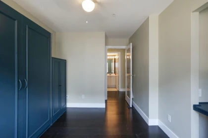 Basement Recreation Room Photo of 203 15272 20 Avenue, Surrey, BC
