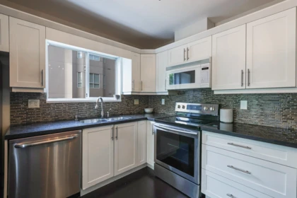 Breakfast Nook Photo of 203 15272 20 Avenue, Surrey, BC