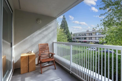 Office / Den Photo of 203 15272 20 Avenue, Surrey, BC