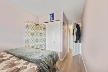 Entry Foyer Photo of 404 31771 Peardonville Road, Abbotsford, BC