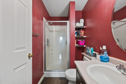 Hallway Photo of 404 31771 Peardonville Road, Abbotsford, BC