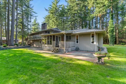 Outdoor Kitchen Photo of 13514 20 Avenue, Surrey, BC