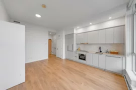 3009 13685 102 Avenue, Surrey, BC