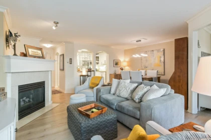 Kitchen Photo of 103 17727 58 Avenue, Surrey, BC