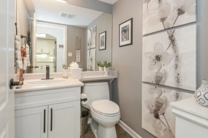 Powder Room Photo of 103 17727 58 Avenue, Surrey, BC