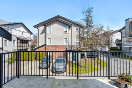 Powder Room Photo of 19 2450 161a Street, Surrey, BC