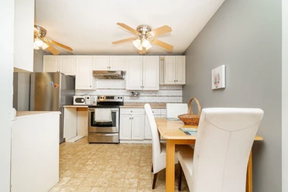 Kitchen Photo of 135B 8635 120 Street, Delta, BC