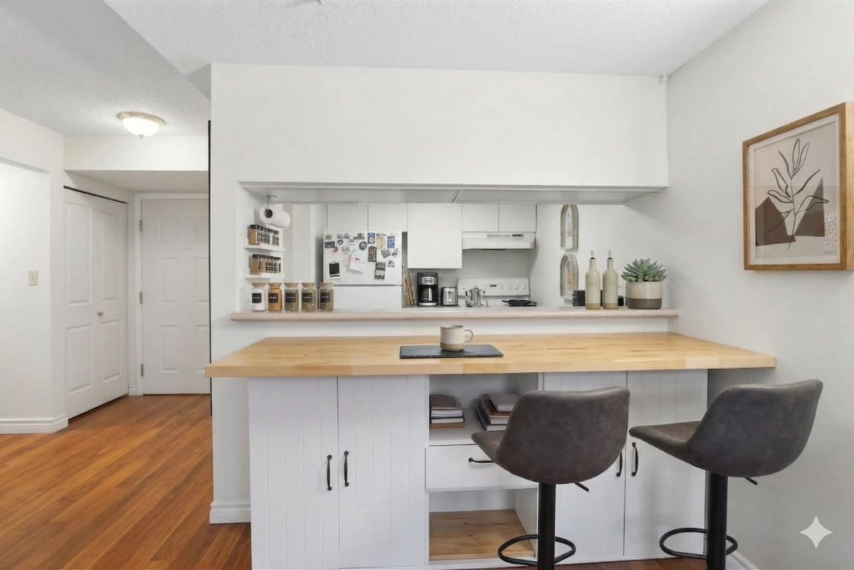 Living Room Photo of 103 3480 Yardley Avenue, Vancouver, BC
