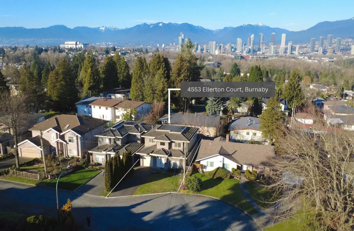 Family Room Photo of 4553 Ellerton Court, Burnaby, BC