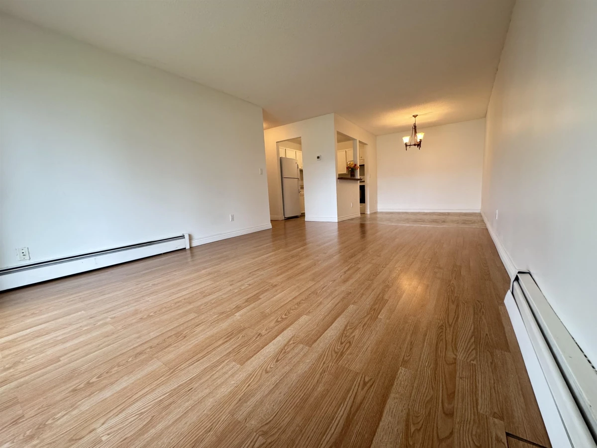 Living Room Photo of 126 32850 George Ferguson Way, Abbotsford, BC