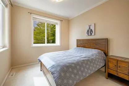 Entry Foyer Photo of 1339 132b Street, Surrey, BC