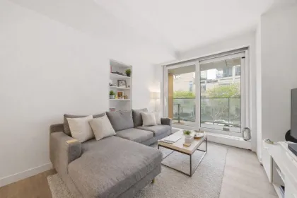 Breakfast Nook Photo of 306 1480 Howe Street, Vancouver, BC