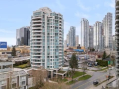 903 4788 Hazel Street, Burnaby, BC