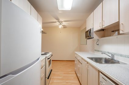 Pantry Photo of 208 15020 North Bluff Road, White Rock, BC