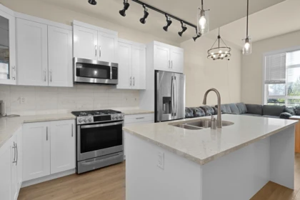 612 11077 Ravine Road, Surrey, BC, Surrey — Apartment/Condo for sale