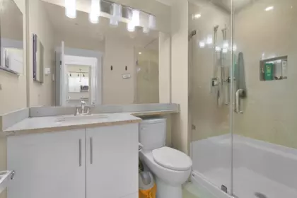 Guest Bathroom Photo of 612 11077 Ravine Road, Surrey, BC