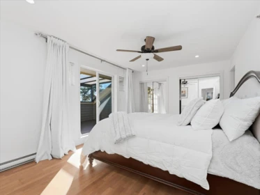 Bedroom 2 Photo of 409 15621 Marine Drive, White Rock, BC