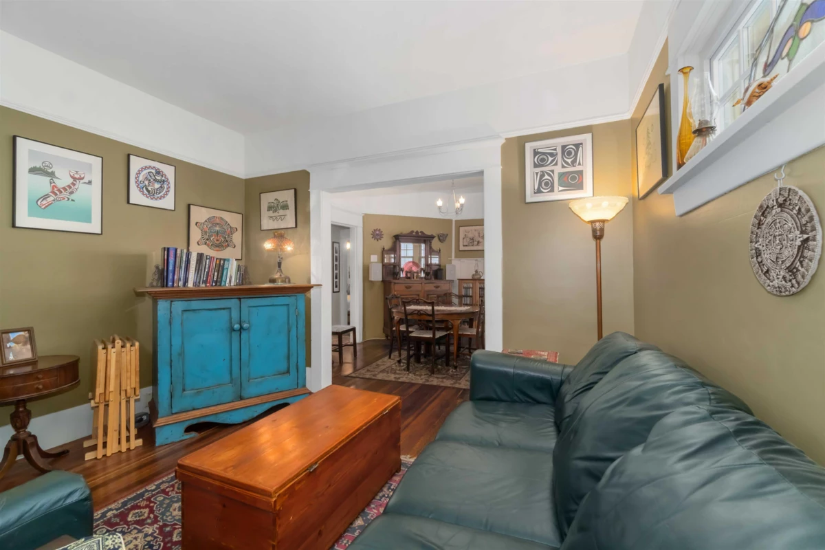 Dining Area Photo of 6319 Sophia Street, Vancouver, BC