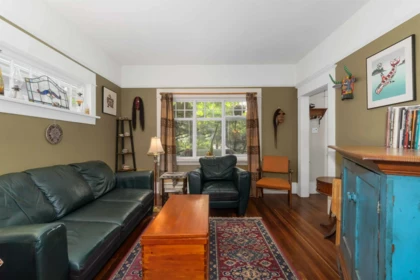 Kitchen Photo of 6319 Sophia Street, Vancouver, BC