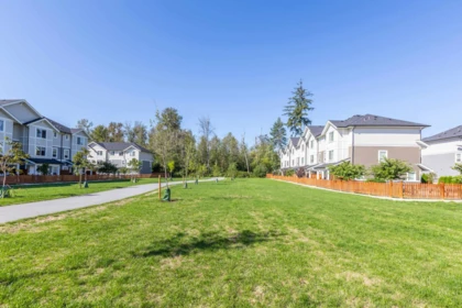 Neighborhood Park Photo Near 31 19501 74 Avenue, Surrey, BC
