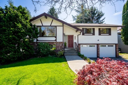 14586 18 Avenue, Surrey, BC, Surrey — Single Family Residence for sale