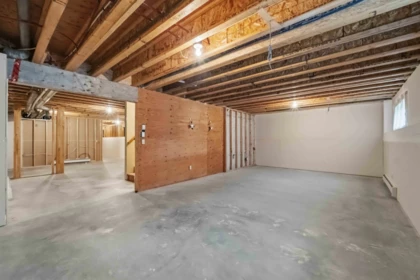 Hallway Photo of 10270 Rolley Crescent, Maple Ridge, BC